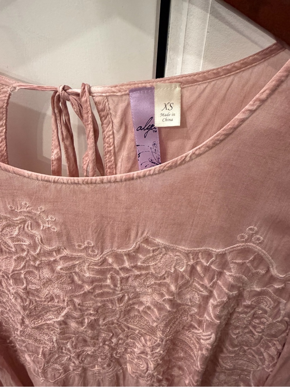Alya Dusty Rose Floral Embroidered Peasant Blouse - Picture 2 of 4
